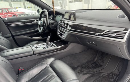 BMW 7 серия, 2017 год, 4 300 000 рублей, 6 фотография