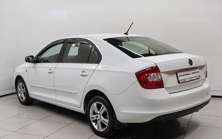 Skoda Rapid I, 2015 год, 1 080 000 рублей, 2 фотография