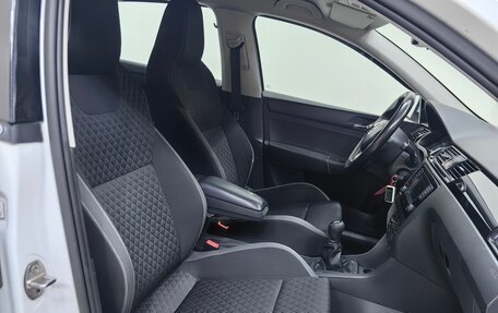 Skoda Rapid I, 2015 год, 1 080 000 рублей, 7 фотография