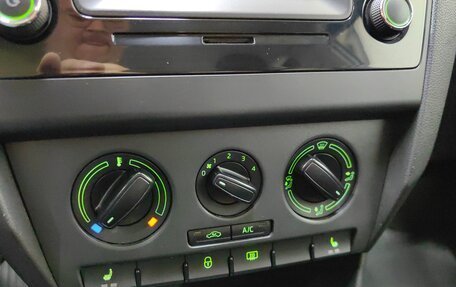 Skoda Rapid I, 2015 год, 1 080 000 рублей, 14 фотография