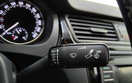 Skoda Rapid I, 2015 год, 1 080 000 рублей, 19 фотография