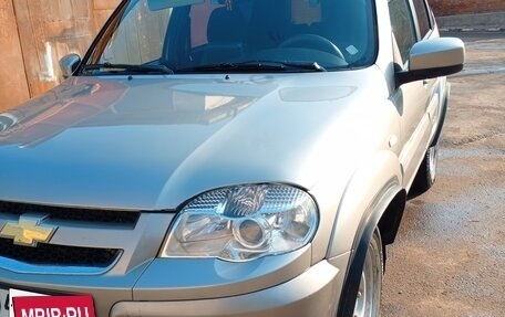 Chevrolet Niva I рестайлинг, 2012 год, 530 000 рублей, 1 фотография