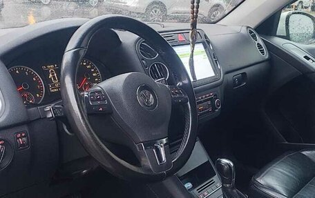 Volkswagen Tiguan I, 2011 год, 1 040 000 рублей, 6 фотография