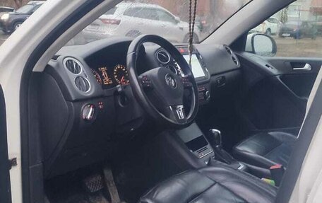 Volkswagen Tiguan I, 2011 год, 1 040 000 рублей, 3 фотография