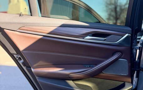 BMW 5 серия, 2018 год, 4 000 000 рублей, 25 фотография