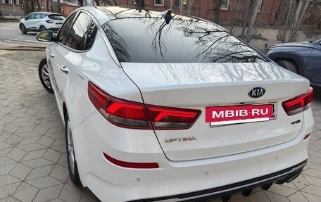 KIA Optima IV, 2020 год, 2 300 000 рублей, 3 фотография