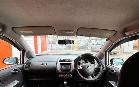Honda Fit III, 2003 год, 560 000 рублей, 12 фотография