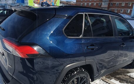 Toyota RAV4, 2019 год, 3 100 000 рублей, 10 фотография