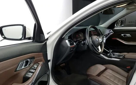 BMW 3 серия, 2021 год, 3 995 000 рублей, 12 фотография