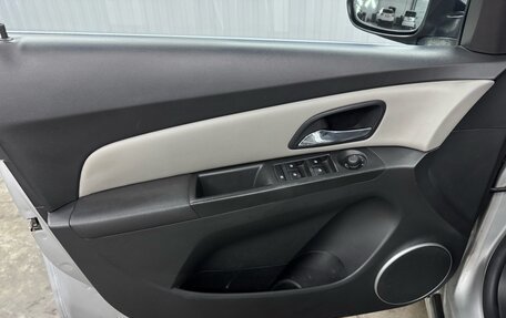 Chevrolet Cruze II, 2013 год, 927 000 рублей, 20 фотография