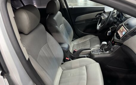 Chevrolet Cruze II, 2013 год, 927 000 рублей, 18 фотография