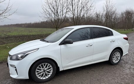 KIA Rio IV, 2018 год, 1 265 000 рублей, 2 фотография