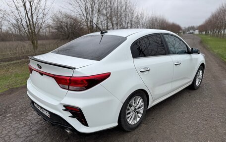KIA Rio IV, 2018 год, 1 265 000 рублей, 5 фотография