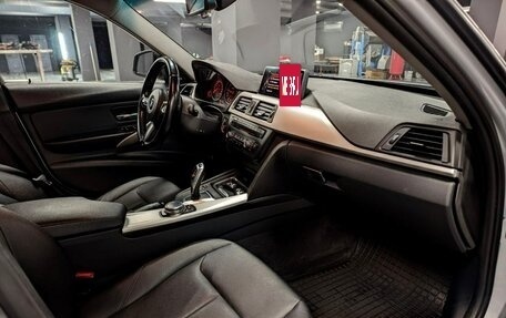 BMW 3 серия, 2015 год, 1 800 000 рублей, 15 фотография