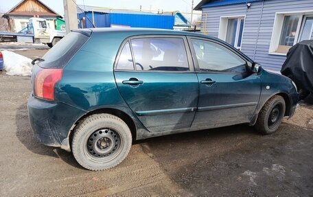 Toyota Corolla, 2004 год, 650 000 рублей, 4 фотография