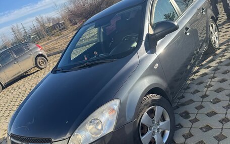 KIA cee'd I рестайлинг, 2009 год, 600 000 рублей, 1 фотография