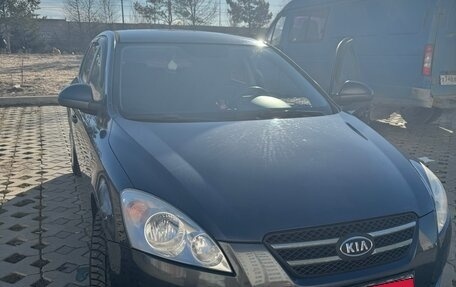 KIA cee'd I рестайлинг, 2009 год, 600 000 рублей, 3 фотография