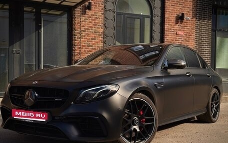 Mercedes-Benz E-Класс AMG, 2017 год, 9 500 000 рублей, 8 фотография