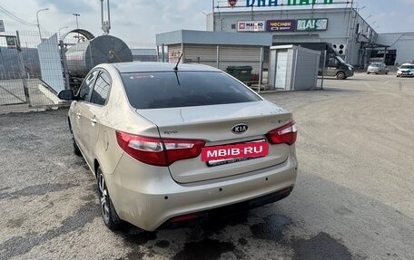 KIA Rio III рестайлинг, 2012 год, 600 000 рублей, 4 фотография