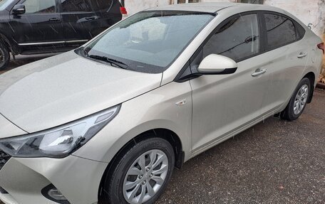 Hyundai Solaris II рестайлинг, 2020 год, 1 650 000 рублей, 5 фотография