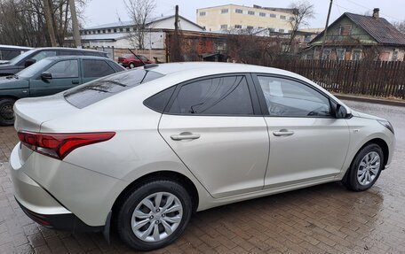 Hyundai Solaris II рестайлинг, 2020 год, 1 650 000 рублей, 12 фотография