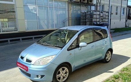Mitsubishi Colt VI рестайлинг, 2003 год, 450 000 рублей, 4 фотография