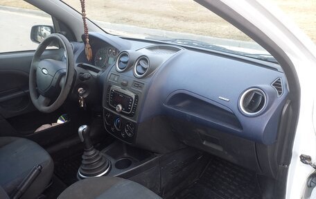 Ford Fiesta, 2008 год, 300 000 рублей, 9 фотография
