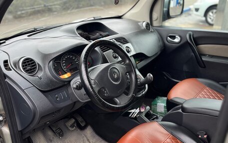 Renault Kangoo II рестайлинг, 2011 год, 935 000 рублей, 10 фотография
