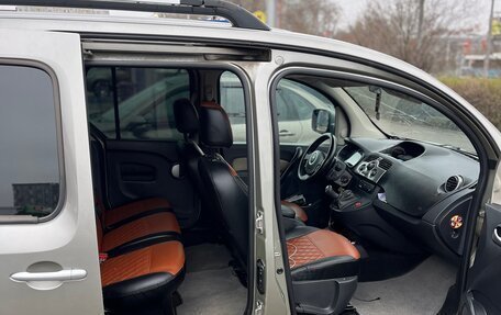 Renault Kangoo II рестайлинг, 2011 год, 935 000 рублей, 18 фотография