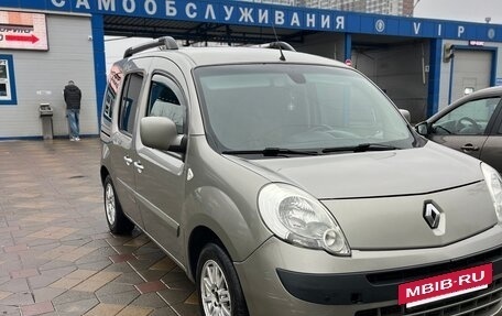 Renault Kangoo II рестайлинг, 2011 год, 935 000 рублей, 8 фотография
