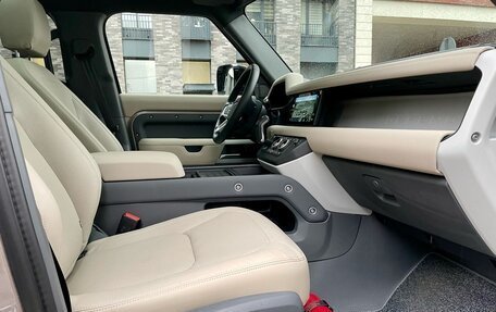 Land Rover Defender II, 2022 год, 9 495 000 рублей, 16 фотография