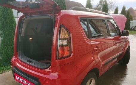 KIA Soul I рестайлинг, 2010 год, 900 000 рублей, 2 фотография