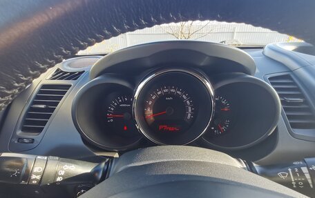 KIA Soul I рестайлинг, 2010 год, 900 000 рублей, 16 фотография