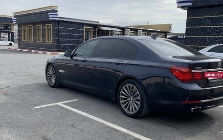 BMW 7 серия, 2013 год, 2 500 000 рублей, 3 фотография