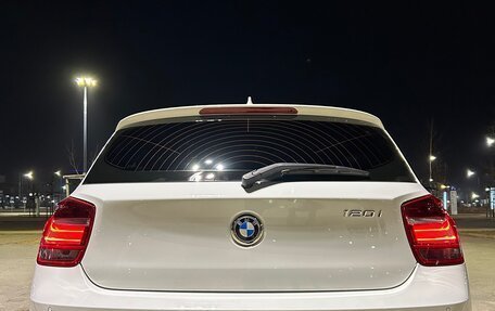 BMW 1 серия, 2015 год, 1 800 000 рублей, 7 фотография
