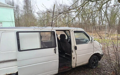 Volkswagen Transporter T4, 1992 год, 320 000 рублей, 3 фотография