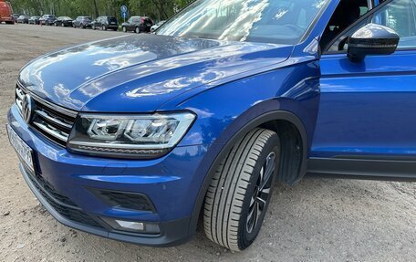 Volkswagen Tiguan II, 2020 год, 2 400 000 рублей, 3 фотография