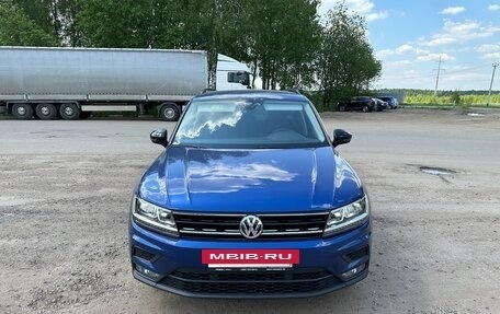 Volkswagen Tiguan II, 2020 год, 2 400 000 рублей, 19 фотография