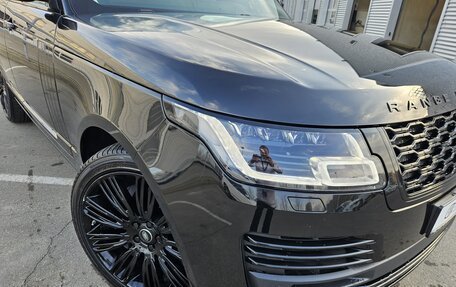 Land Rover Range Rover IV рестайлинг, 2018 год, 5 500 000 рублей, 13 фотография