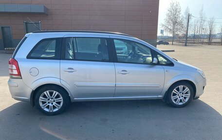 Opel Zafira B, 2008 год, 595 000 рублей, 4 фотография