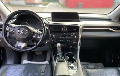 Lexus RX IV рестайлинг, 2017 год, 4 100 000 рублей, 19 фотография