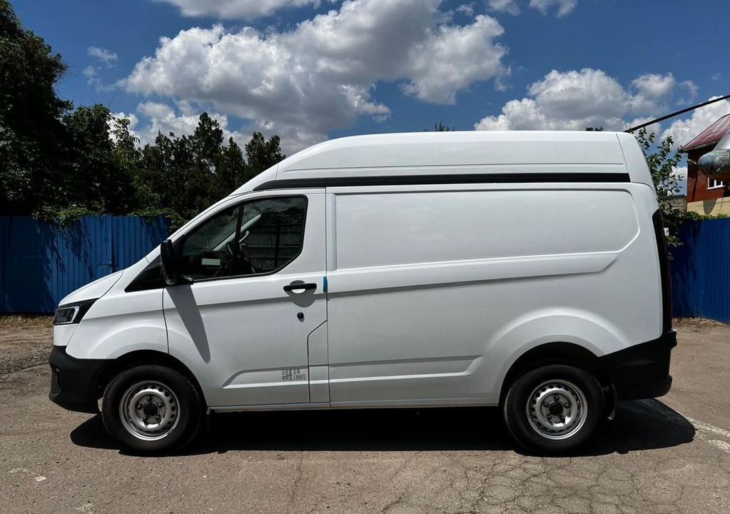 Ford Transit, 2023 год, 3 900 000 рублей, 5 фотография