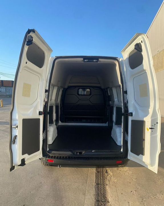 Ford Transit, 2023 год, 3 900 000 рублей, 2 фотография