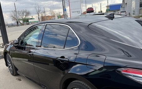 Toyota Camry, 2022 год, 3 900 000 рублей, 4 фотография
