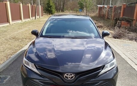 Toyota Camry, 2019 год, 2 400 000 рублей, 8 фотография