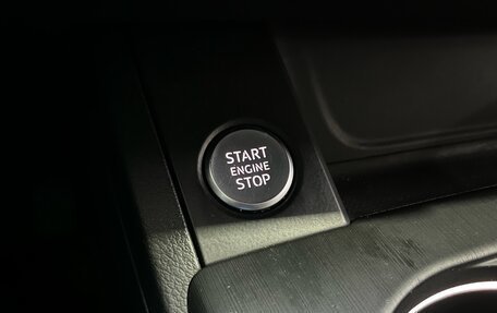 Audi A4, 2017 год, 2 500 000 рублей, 19 фотография