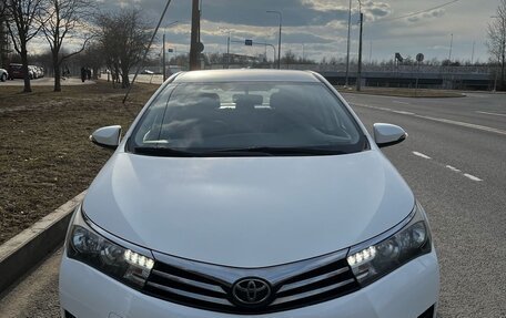 Toyota Corolla, 2014 год, 1 350 000 рублей, 6 фотография