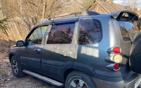 Chevrolet Niva I рестайлинг, 2006 год, 650 000 рублей, 2 фотография