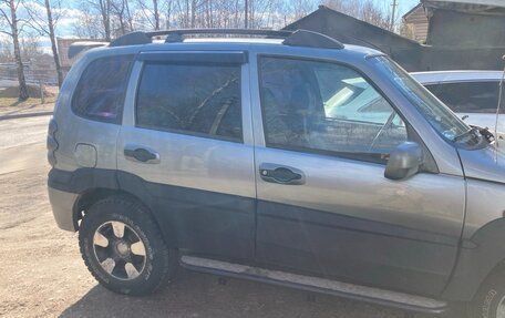 Chevrolet Niva I рестайлинг, 2006 год, 650 000 рублей, 4 фотография