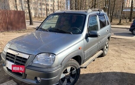 Chevrolet Niva I рестайлинг, 2006 год, 650 000 рублей, 3 фотография